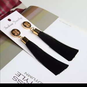 💕3/$25 |’Tori’ Silk Tassel Stud Earrings- Black